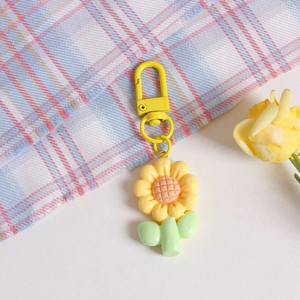 Fashion Key Chains Bag Hanging Pendant Car Keyring Cute Mini Flower Keychain Kawaii Colorful Resin Floral Key Ring