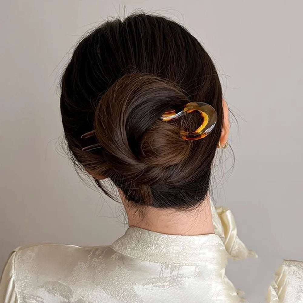 U-Shaped Tortoiseshell Hair Fork – Acrylic Hairpin & Geometric Hair Accessory