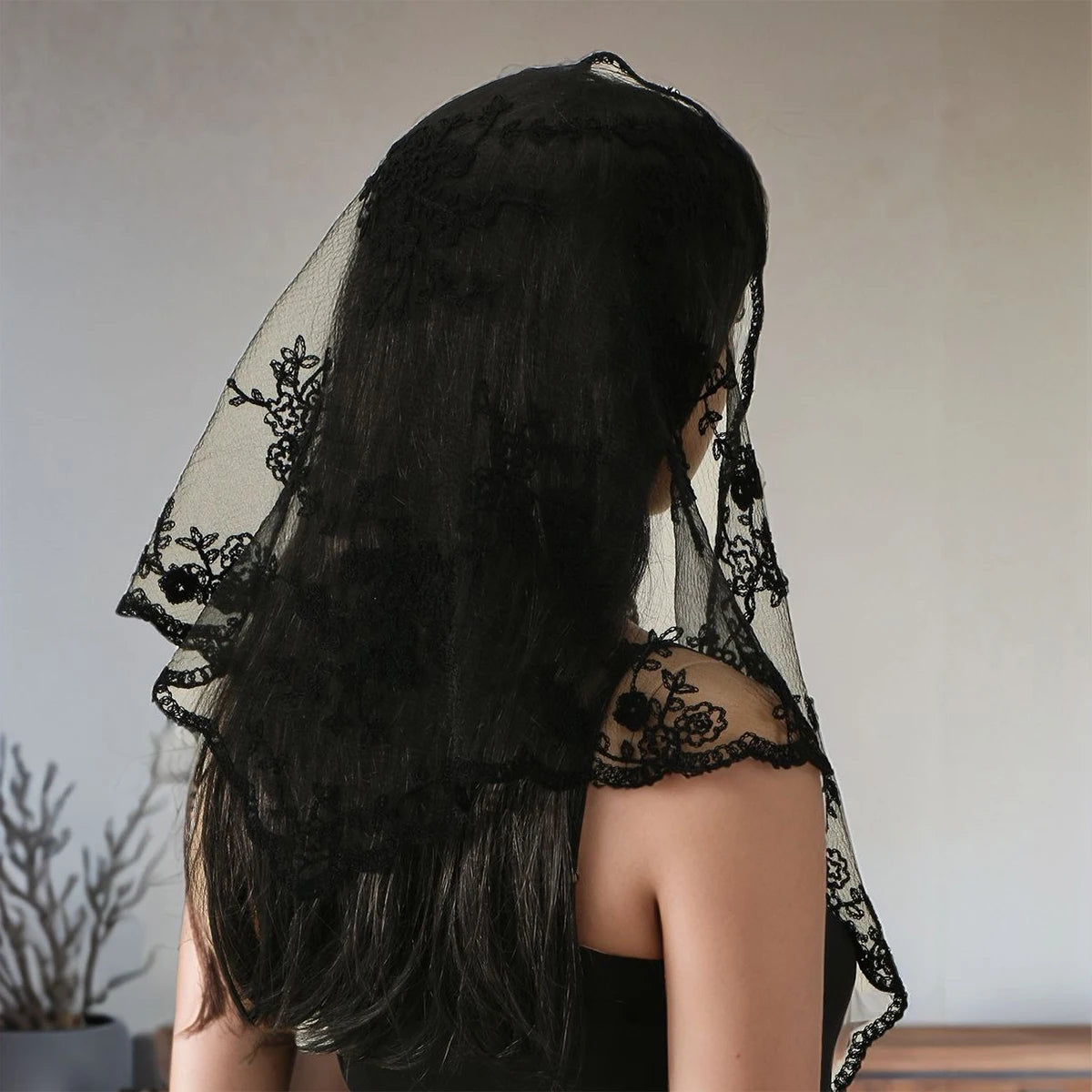 Women’s Lace Triangle Hair Scarf – Vintage Retro Headband & Elegant Hair Accessory
