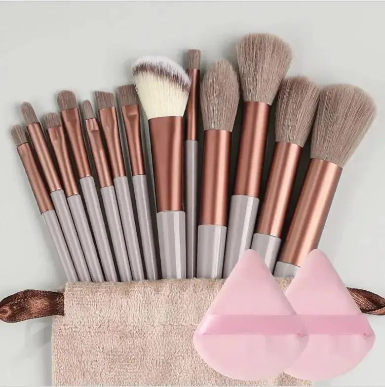 Professional Makeup Brush Set – Foundation, Powder & Eyeshadow