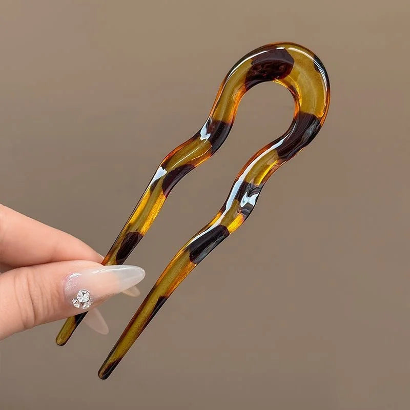 U-Shaped Tortoiseshell Hair Fork – Acrylic Hairpin & Geometric Hair Accessory