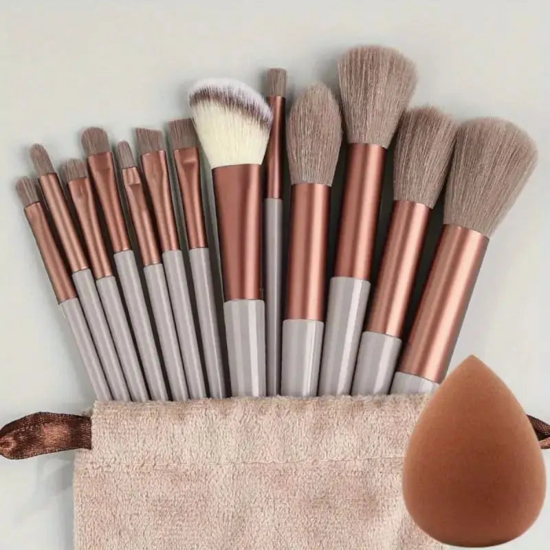 Professional Makeup Brush Set – Foundation, Powder & Eyeshadow