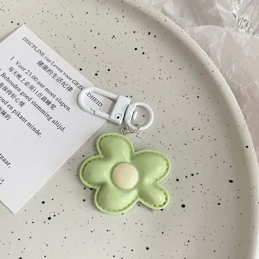 Fashion Key Chains Bag Hanging Pendant Car Keyring Cute Mini Flower Keychain Kawaii Colorful Resin Floral Key Ring