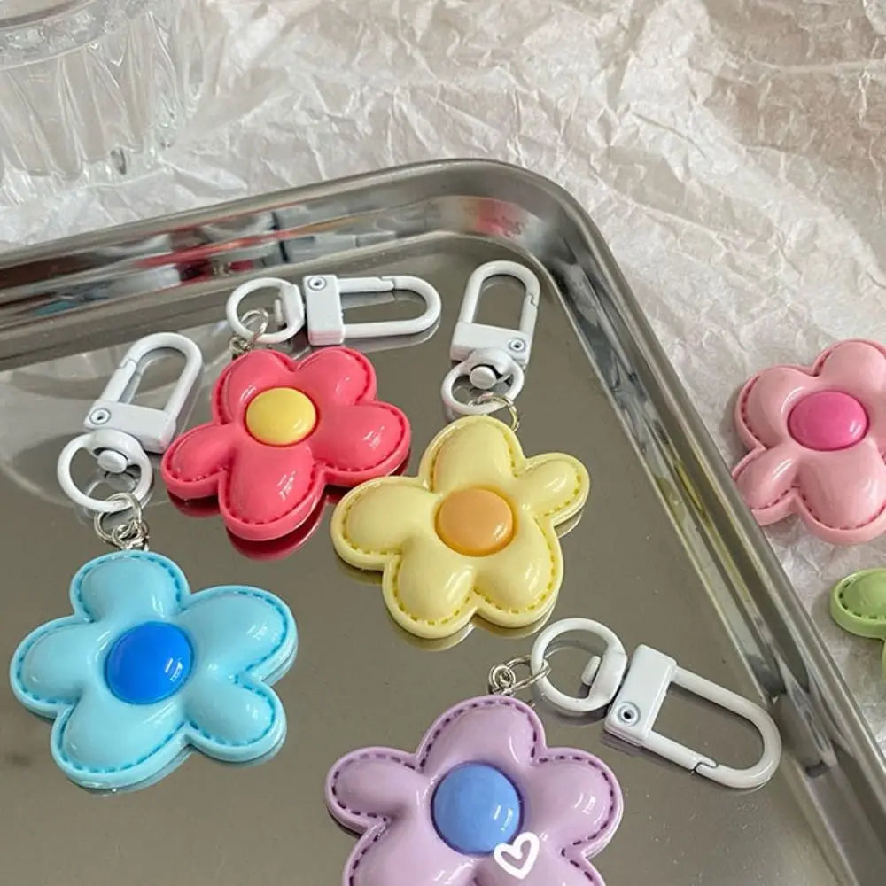 Fashion Key Chains Bag Hanging Pendant Car Keyring Cute Mini Flower Keychain Kawaii Colorful Resin Floral Key Ring